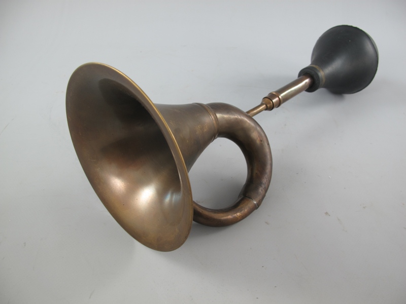 Autohorn Messing brüniert L.44cm