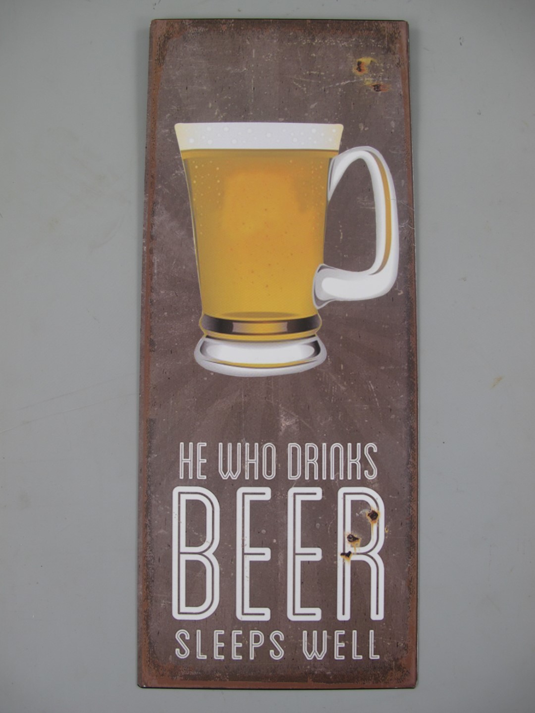 Wandschild Eisen Beer Sleeps Well H.50x20cm