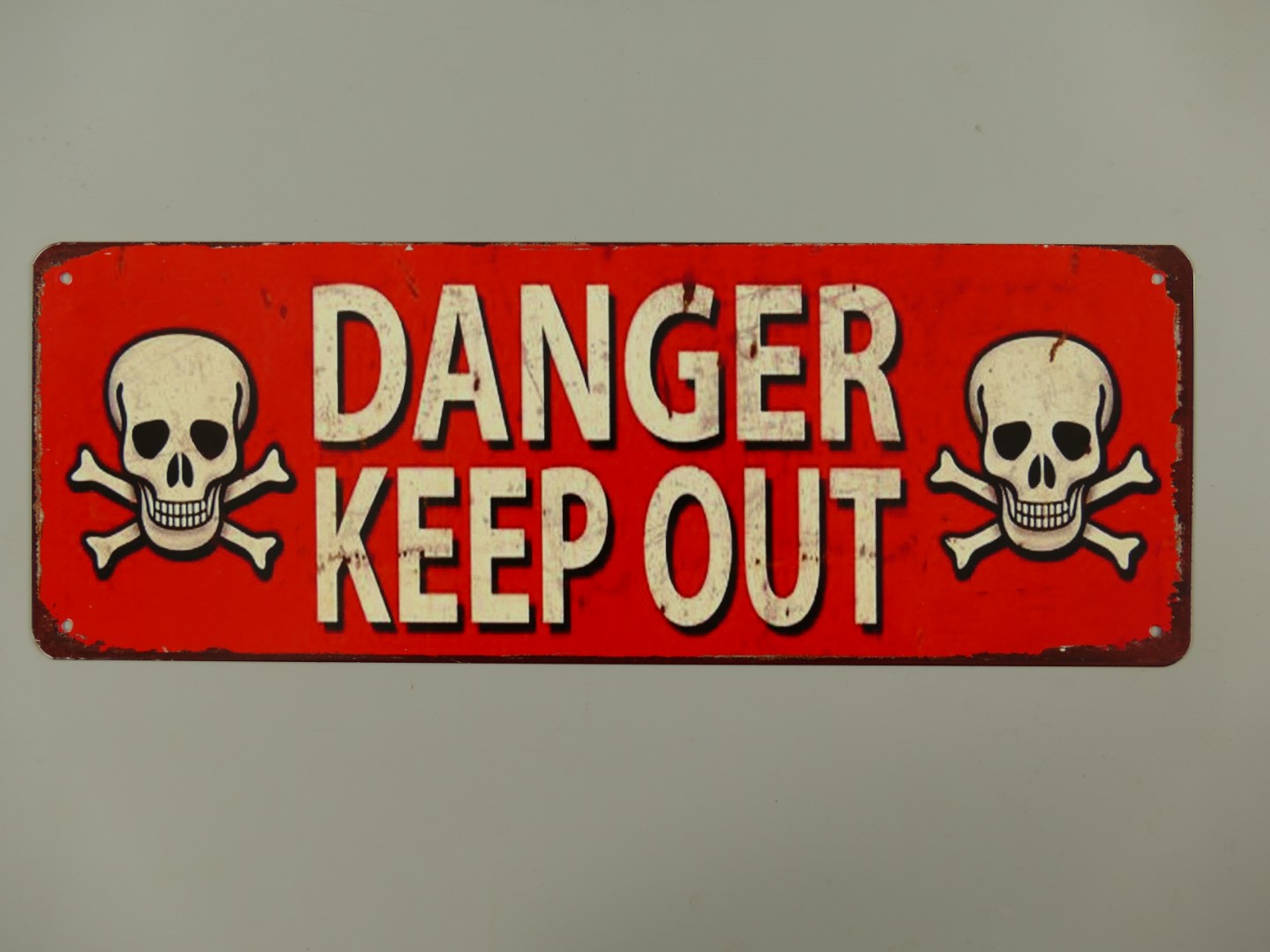 Wandschild Eisen Danger Keep Out H.13x36cm